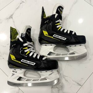 BAUER Supreme M4 Youth Ice Hockey Skates – Size 1.5D – Excellent Condition
